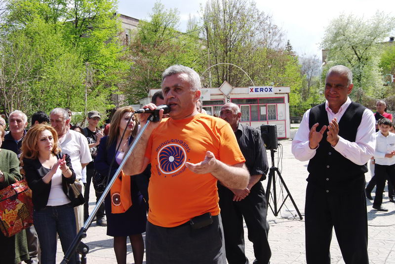 Րաֆֆի Հովհաննիսյան. «Հայ մարդու, Հայաստանի ապագան միասին որոշենք մայիսի 6-ին»