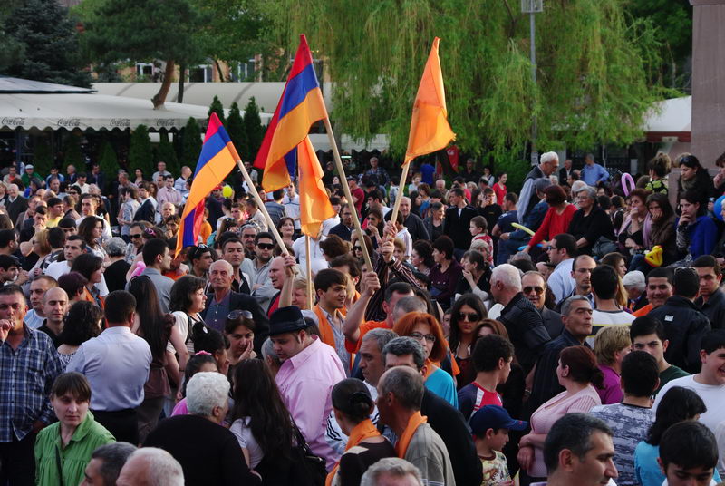 «Ժառանգության» քարոզարշավը վերածվեց համաժողովրդական տոնախմբության