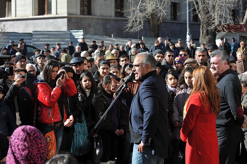 Րաֆֆի Հովհաննիսյանի քարոզարշավը Սյունիքում եւ Վայոց ձորում