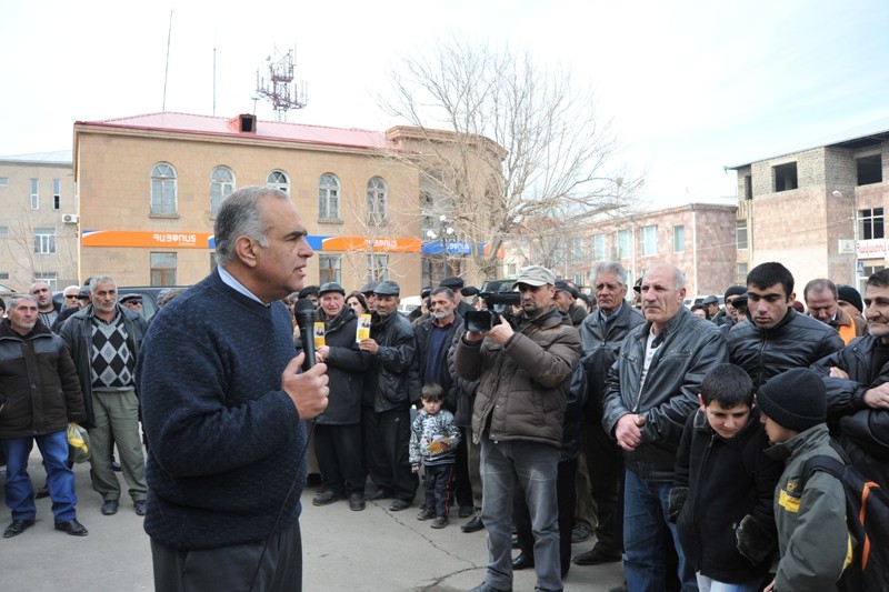Րաֆֆի Հովհաննիսյանի նախընտրական հանդիպումները Արարատի մարզում