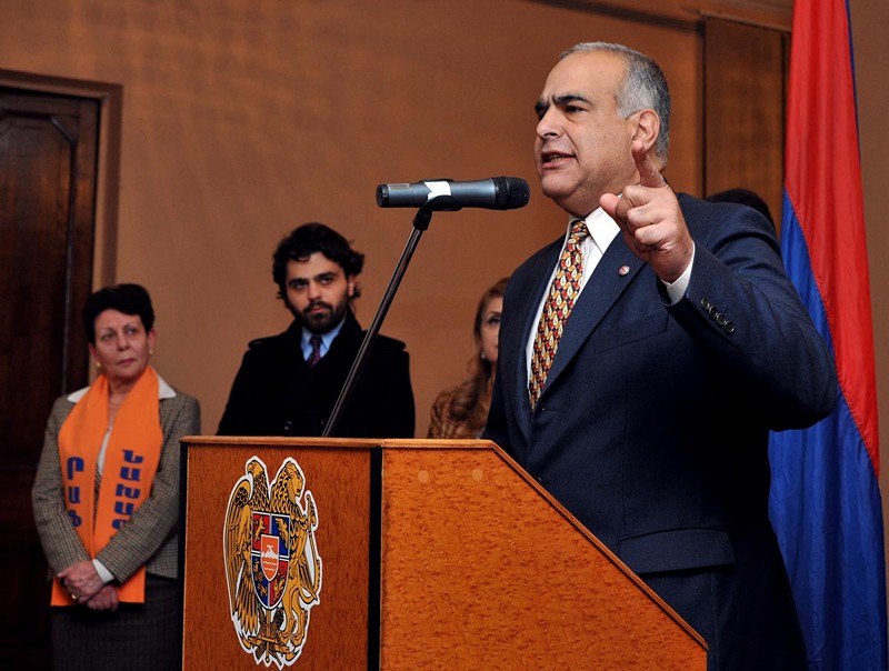 Րաֆֆի Հովհաննիսյանը հանդես եկավ ծրագրային ելույթով