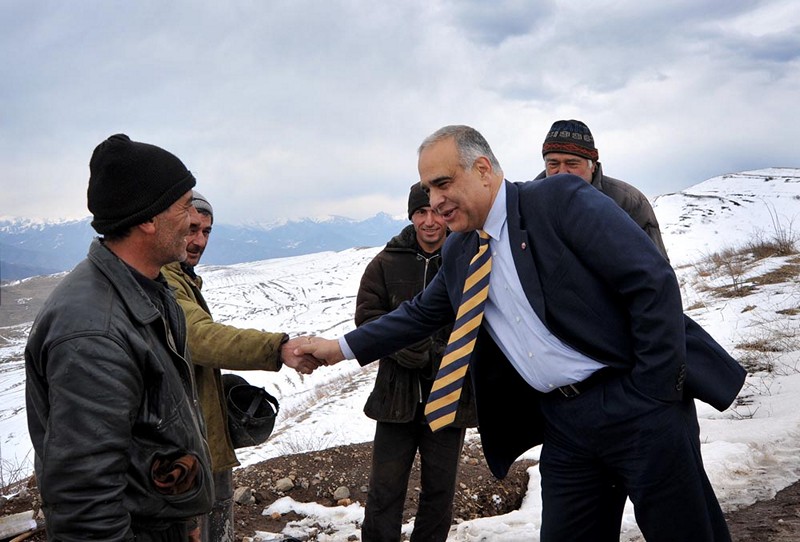 Րաֆֆի Հովհաննիսյանի հպանցիկ հանդիպումները Արցախի ճանապարհին