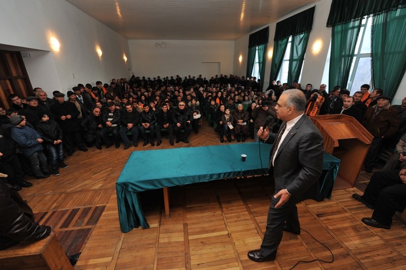 Րաֆֆի Հովհաննիսյանը Եռաբլուրից հետո մեկնեց Թալինի մարզ